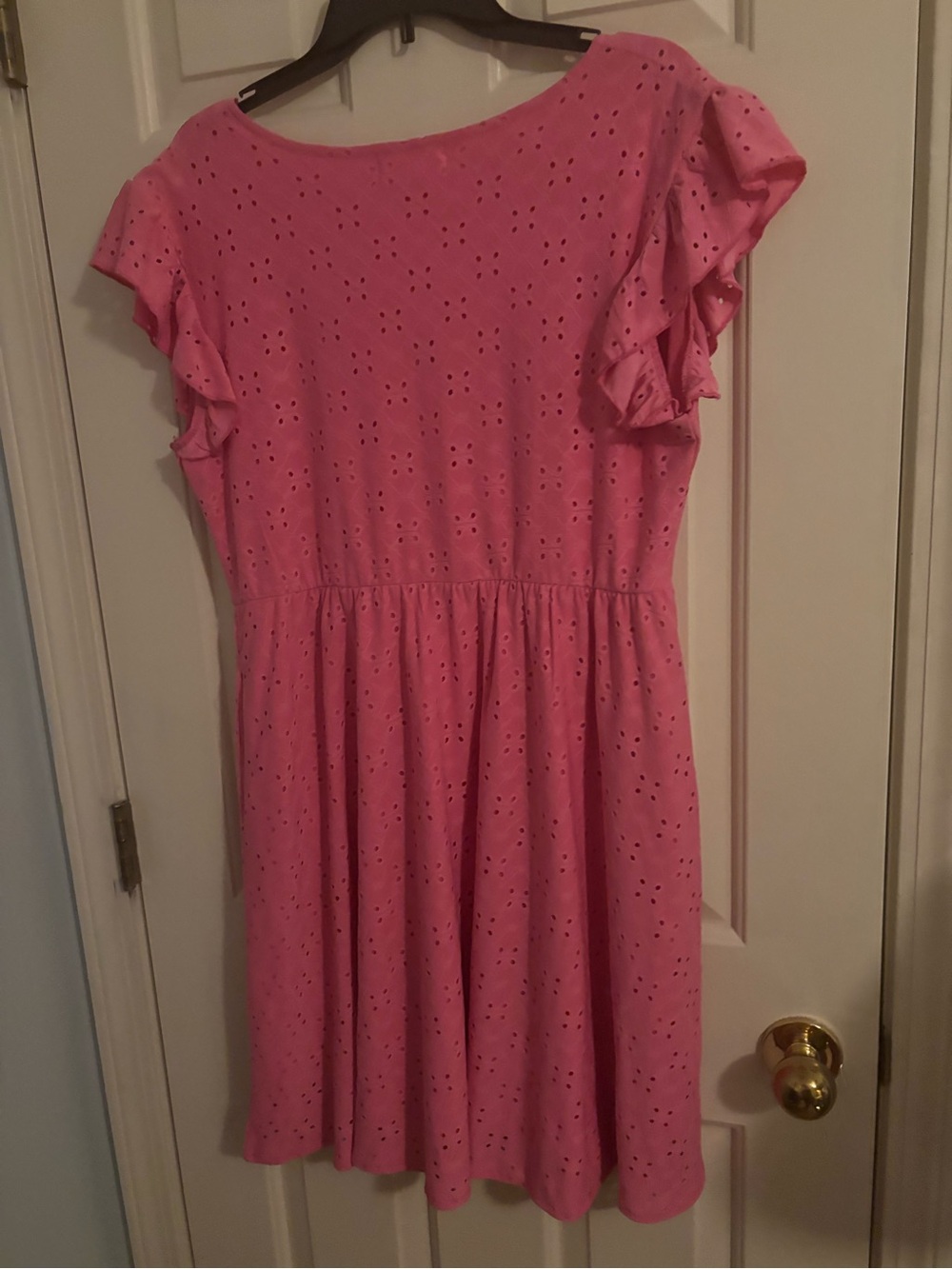 Women’s Pink Eyelet Ruffle Sleeve Dress